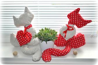 hravé cice :) cca 30cm