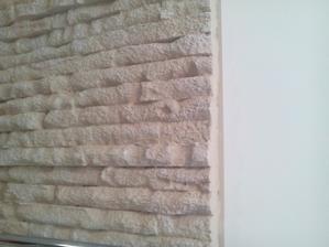 Detail steny a zakončenia