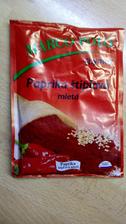 A tu je pálivá mletá paprika, ktorá mi bola doporučená. Obidve majú neskutočne krásnu červenú farbu. :o)