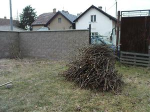 ... by bohužel překážel jeřábu