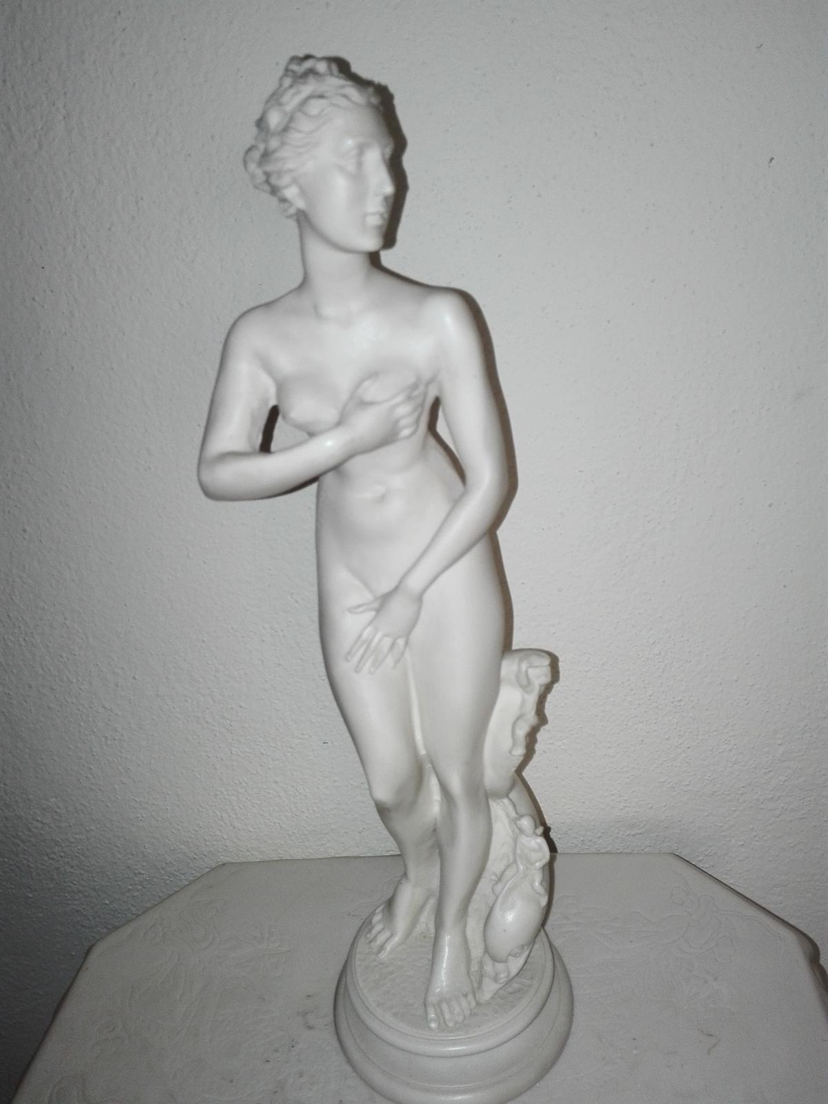 Alabastrová soška - Žena s delfínom - Obrázok č. 1