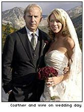 Kevin Costner a Christine Baumgartner