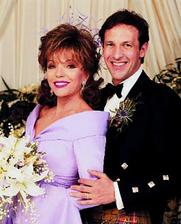Joan Collins a Percy Gibson