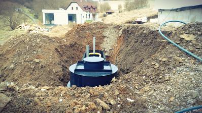 28.12.2017 - septik na svem místě