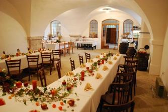 hostina