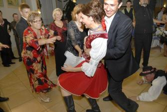 ako sa im to nepodarilo...lebo ju jej manzel zachranil..:)