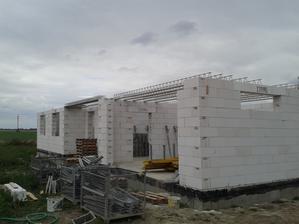 24.09. Pokracovanie stropu