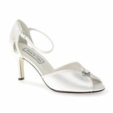 Love peep toe vintage shoes