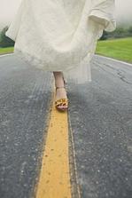 Follow the way to the wedding ceremony! :-)