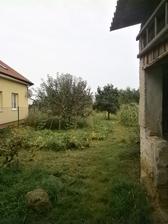 Kuk do zahrady... koniec nevidiet :-)