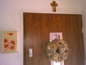 Skrinka na kluce - moj prvy decoupage