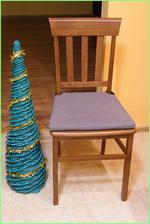 Vianočný stromček z papierového pletenia vo veľkosti 110 cm. Viac na: http://bujdosova.blog.sme.sk/c/345376/Papierove-pletenie-XVIII.html