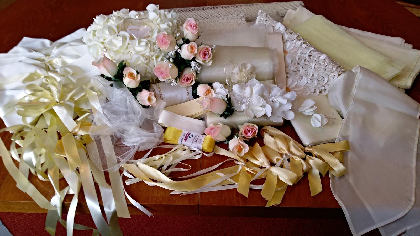 Svatební dekorace – výzdoba - květiny, stuhy a další - Obrázek č. 1
