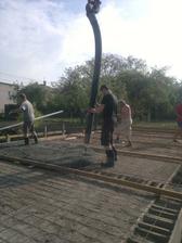zalievanie základovej platne 5.5.2012
