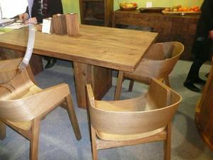 tieto mal minuly rok TON ale teraz stali 230E!!!!!