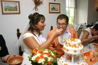 spolecne krmeni, nudle byly vsude