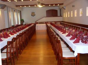 taketo stolovanie budeme mat, nadhera