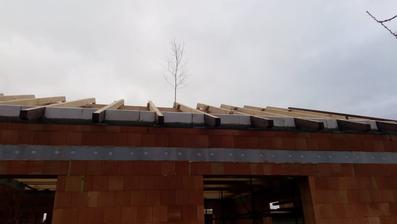 6.1.2019 - ytong mezi krovy hotov