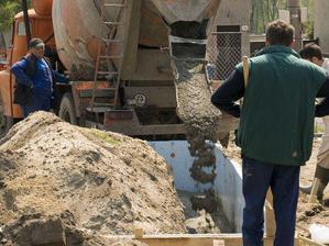 a beton uz ide :)
