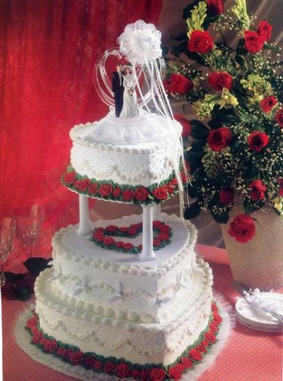 Pred svadbou... - tuto tortu ako hlavnu chceme.....hadam nam ju niekto upecie :-)