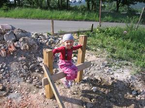 hlavní úderník sedí na lavičce