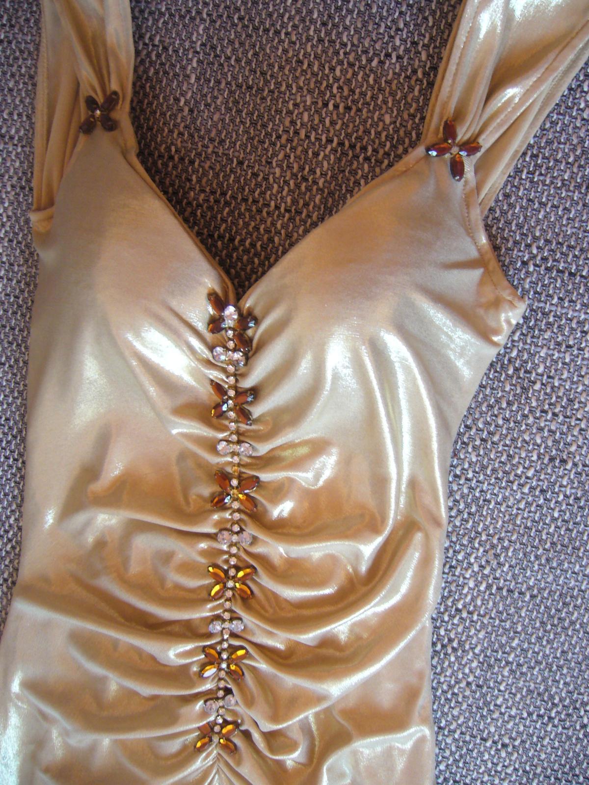 Elegantné perleťové šaty - Obrázok č. 2
