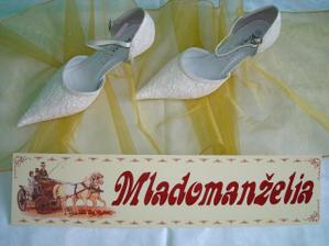 svadobne topanocky - organza na ozdobu stola - tabula na auto
