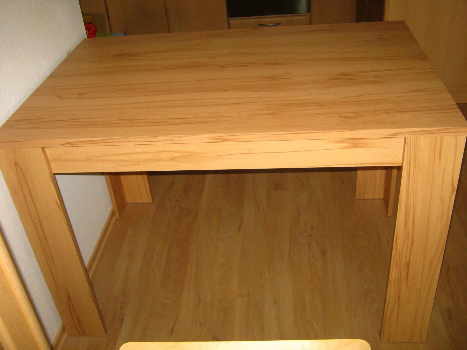 Jedalensky stol - Obrázok č. 2