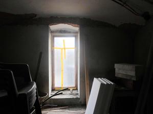 ložnice s novou omítkou