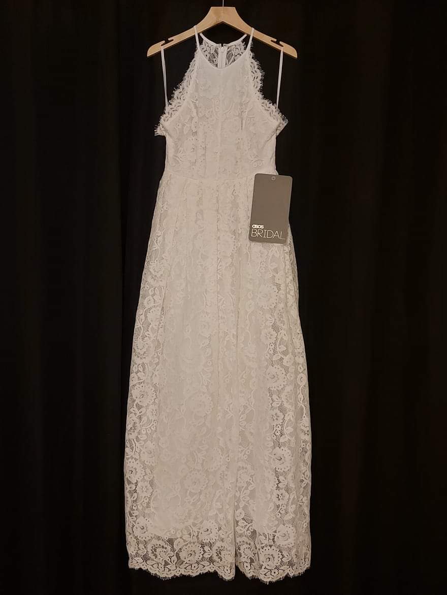 Nové svatební šaty z Asosu - Obrázek č. 1