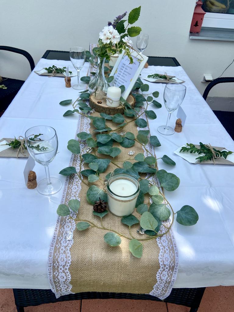 Přírodní svatba dekorace, eukalyptus, mašle, vývazky, organza, svíčky - Obrázek č. 1