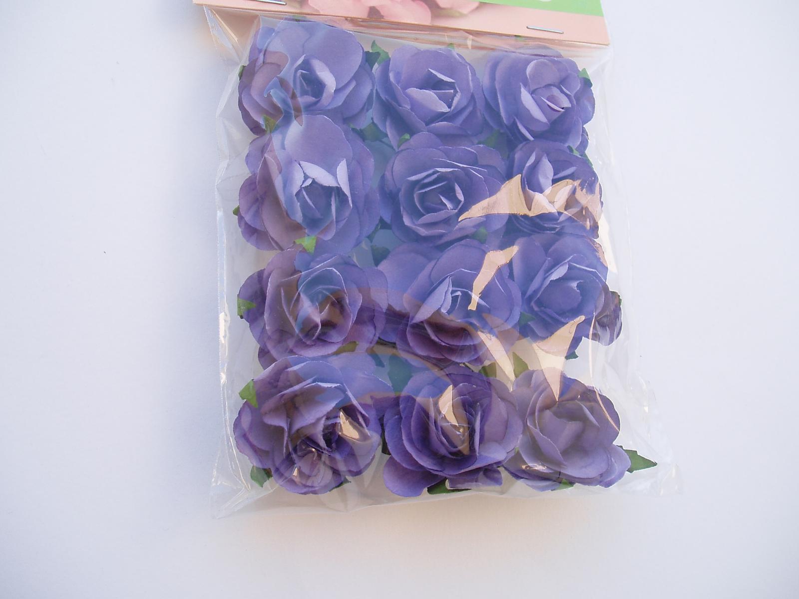 papírové růže-fialové - Obrázek č. 1