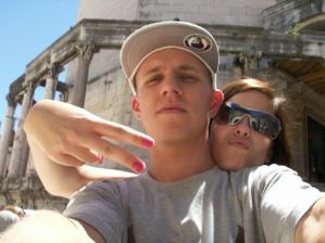 Us in da gangsta style!!!