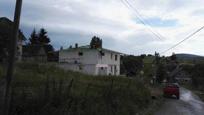 23.6.2018 krov na vrchnej streche hotový