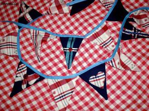 bunting...nesmi chybet