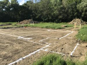 2.8.2017 nakreslili sme celkom dosť čiar, snáď bagrista nezablúdi