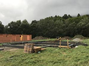 4.9.2017 navážka zeminy