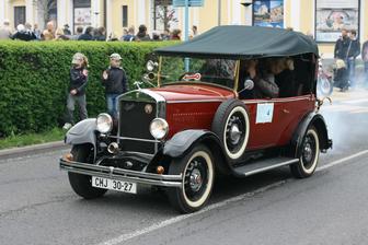 ....tak tohle krásné autíčko mě poveze.... :-)