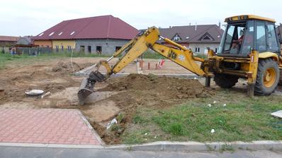 13.8.2014 Vjezd do garáže