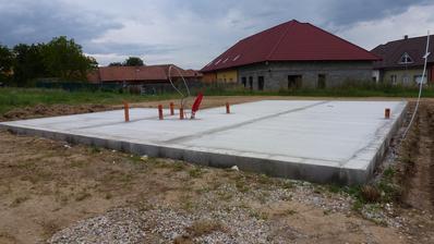 20.8.2014 beton suchý, tak se může pokračovat