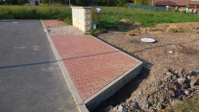 3.9.2014 příprava na rozšíření vjezdu