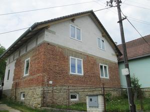 konecne mame nove okna a dvere, aj ked sa to samozrejme nezaobislo bez problemov, ale na to uz sme si zvikli...