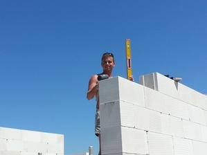 Posledna tehla a padla