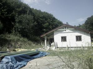 otvory na vetranie strechy a podstojkovanie