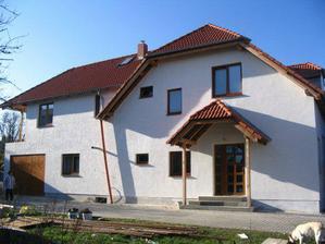 Baráček po fasádě - stav podzim 2008.