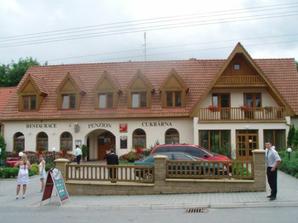 Tady se konala hostina-penzion U Kalába v Olšanech