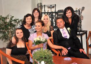 společné foto před obřadem s kolegyňkami z práce