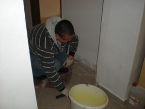 obijame podlahu