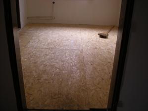 toto nas cakalo pod plavackou v obyvacke osb dosky :-(