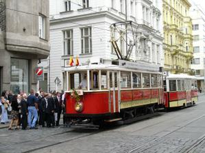 Moje sestřička měla svatební tramvaj...ale my ji mít asi nebudeme